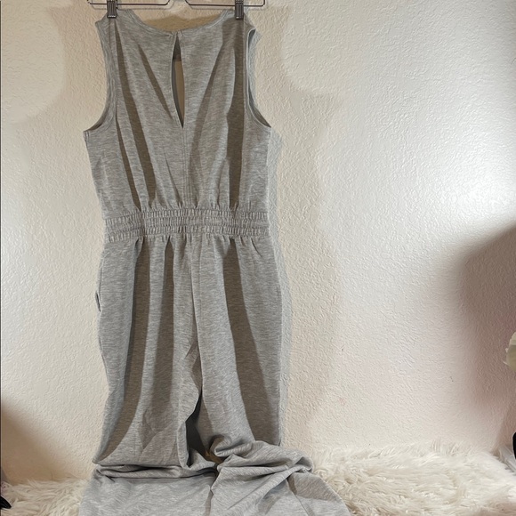 Scoop Women’s Ultimate ScubaKnit Racerback Wide Leg Jumpsuit Grey Size Small NEW - Picture 6 of 13